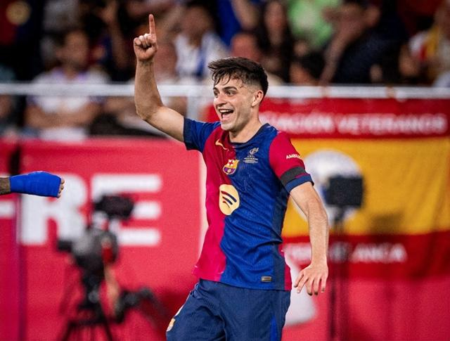 墨尔本城官方：莱基接受右髋关节手术，预计缺席三个月