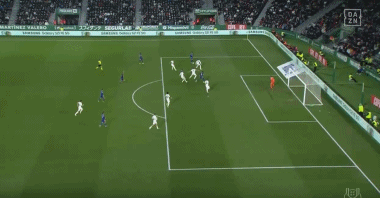 时光荏苒三十二载，感恩你我风雨相伴。同心逐梦共赴...